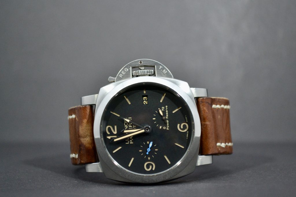 Panerai Luminor 1950 3 Days GMT Power Reserve